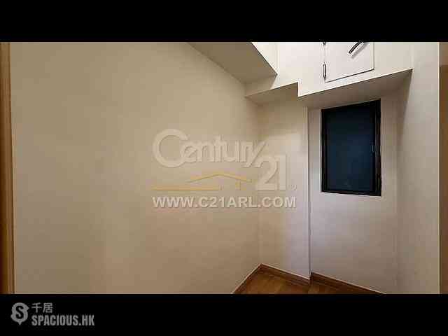 Mid Levels Central - Fairlane Tower 14