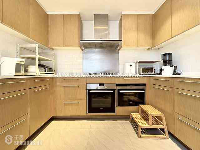 Stubbs Road - Evergreen Villa 13