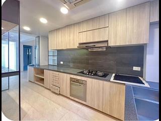 Pok Fu Lam - 18-24, Bisney Road 03