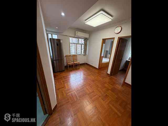 Shek Tong Tsui - Kam Ling Court 01