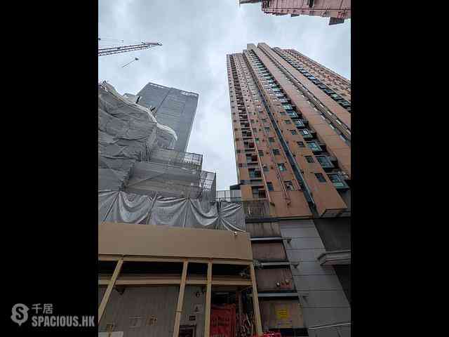 Wan Chai - Brilliant Court 17
