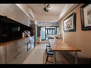 Central - 59-61, Wellington Street 02
