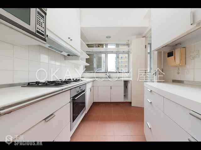 Repulse Bay - The Rozlyn 16