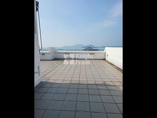 Chung Hom Kok - Coral Villas 05