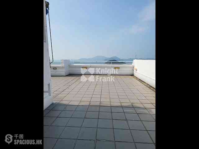 Chung Hom Kok - Coral Villas 05