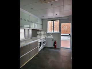 Chung Hom Kok - Coral Villas 07