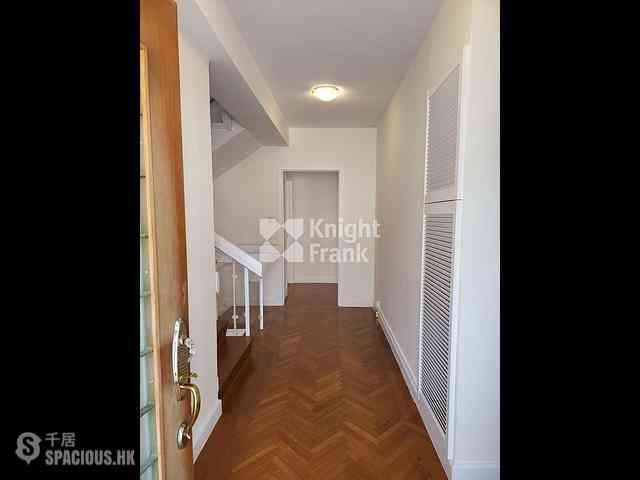 Chung Hom Kok - Coral Villas 11