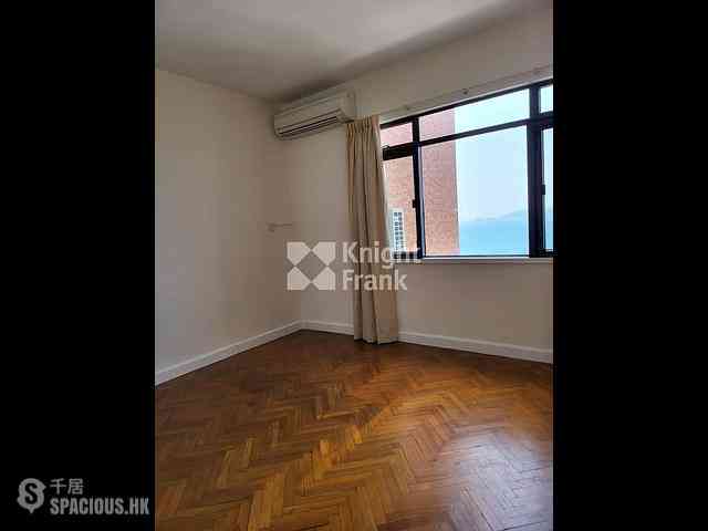 Chung Hom Kok - Coral Villas 15