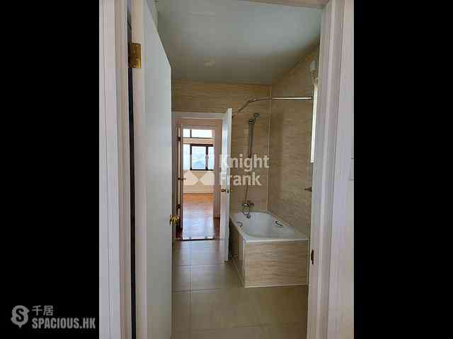 Chung Hom Kok - Coral Villas 16