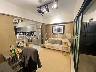 Central - 59-61, Wellington Street 03