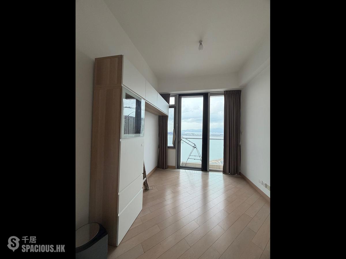 Tung Chung - Century Link Phase 2 Tower 1B 01