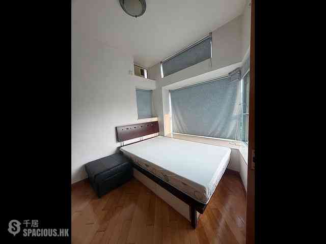 Tung Chung - Coastal Skyline Phase 1 Block 6 03