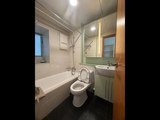 Tung Chung - Coastal Skyline Phase 1 Block 6 06
