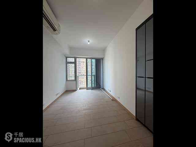 Tung Chung - Century Link Phase 1 Tower 5B 01