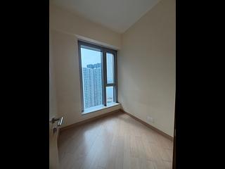 Tung Chung - Century Link Phase 1 Tower 5B 04