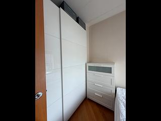Tung Chung - Coastal Skyline Phase 3 La Rossa Block B (Block 8) 03