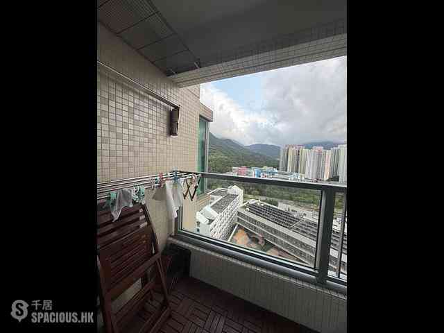 Tung Chung - Coastal Skyline Phase 3 La Rossa Block B (Block 8) 06