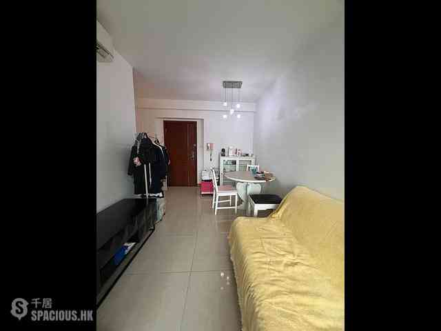 Tung Chung - Coastal Skyline Phase 3 La Rossa Block Block A (Block 7) 01