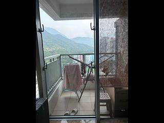 Tung Chung - Coastal Skyline Phase 3 La Rossa Block Block A (Block 7) 05
