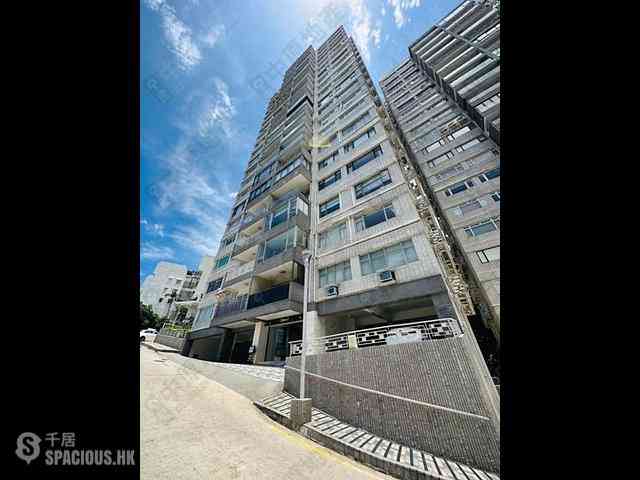 Repulse Bay - Repulse Bay Garden Block 12 01