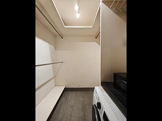 Wan Chai - Johnston Court 05