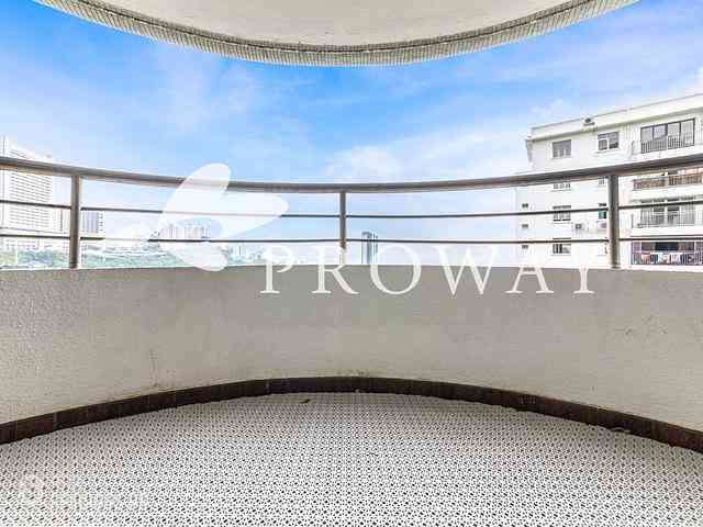 Pok Fu Lam - Greenery Garden Block B 03