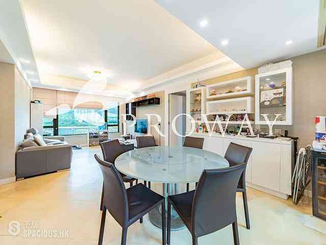 Leighton Hill - The Leighton Hill Block 1 01