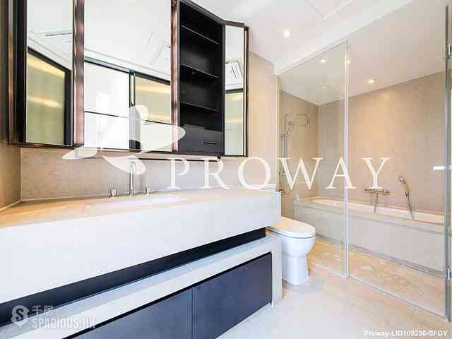 Clear Water Bay - Mount Pavilia 07