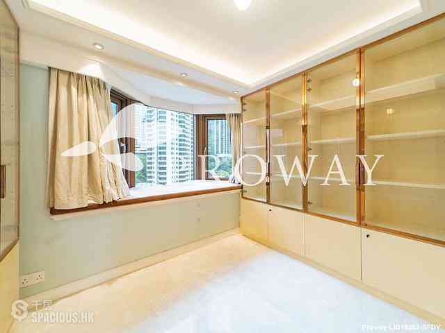 Mid Levels Central - Estoril Court 10