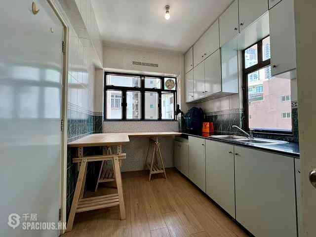 Causeway Bay - Yee Wah Mansion 06