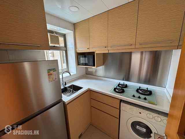 Wan Chai - The Zenith Phase 1 Block 2 04