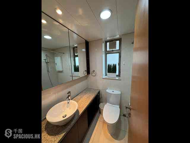 Wan Chai - The Zenith Phase 1 Block 2 05
