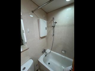 Wan Chai - The Zenith Phase 1 Block 2 06