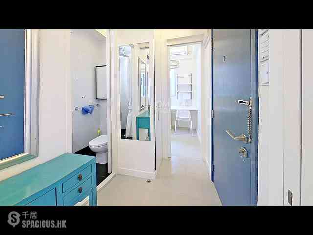 Soho - 2-4, Staunton Street 13