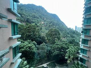 Mid Levels Central - Hillsborough Court Block 2 04
