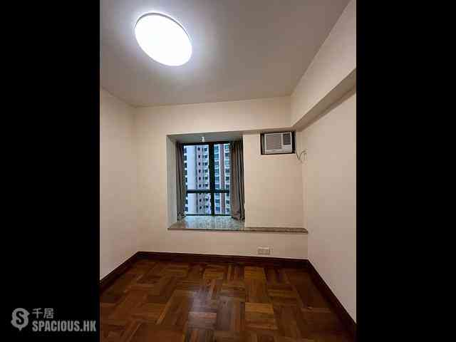 Mid Levels Central - Hillsborough Court Block 2 08