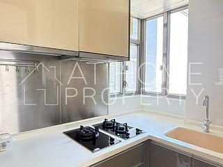 Sai Ying Pun - Island Crest 06