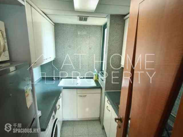 Kennedy Town - University Heights 03
