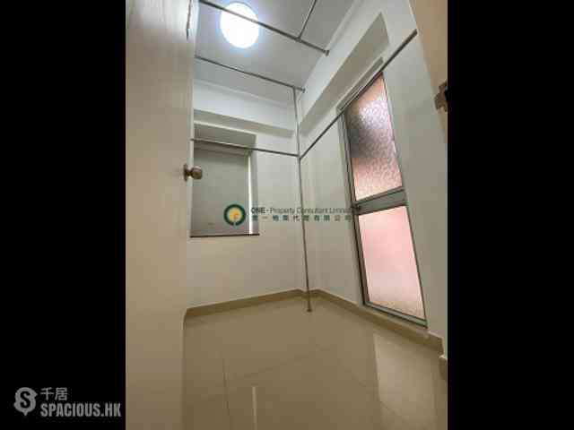 Kennedy Town - Shun Hing Building 02