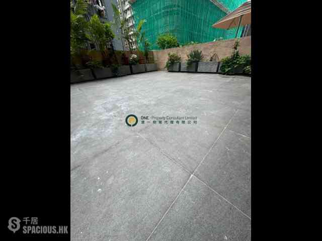 Kennedy Town - Shun Hing Building 18