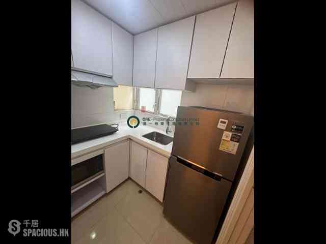 Kennedy Town - Shun Hing Building 32