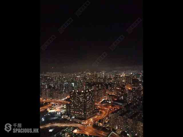 West Kowloon - Sorrento Phase 2 Block 1 01