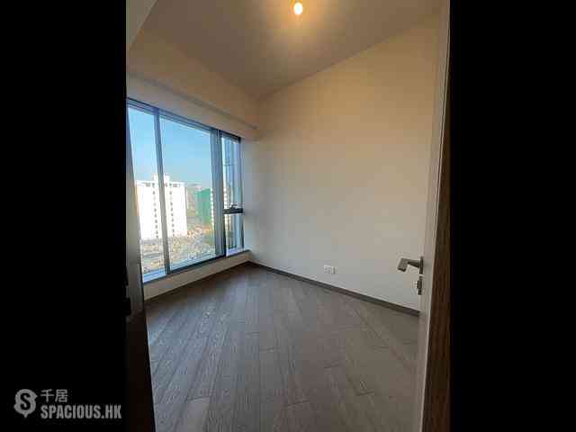 Tai Po Kau - Silicon Hill Phase 1 Greenwood Tower 3 01