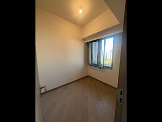 Tai Po Kau - Silicon Hill Phase 1 Greenwood Tower 3 02