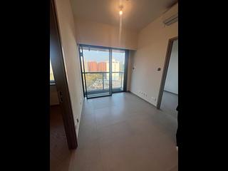 Tai Po Kau - Silicon Hill Phase 1 Greenwood Tower 3 11