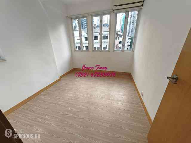 Central - Sunny Building 13