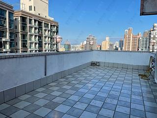Sai Ying Pun - Kingsfield Tower Block B 02