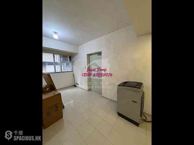 Mid Levels West - Bonanza Court 03
