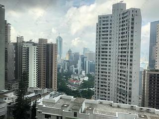 Mid Levels Central - Chung Tak Mansion 05