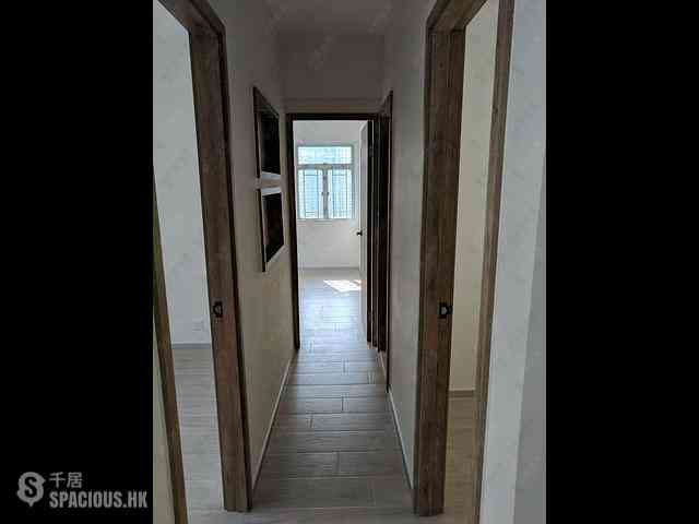Sai Ying Pun - Kingsfield Tower Block A 03